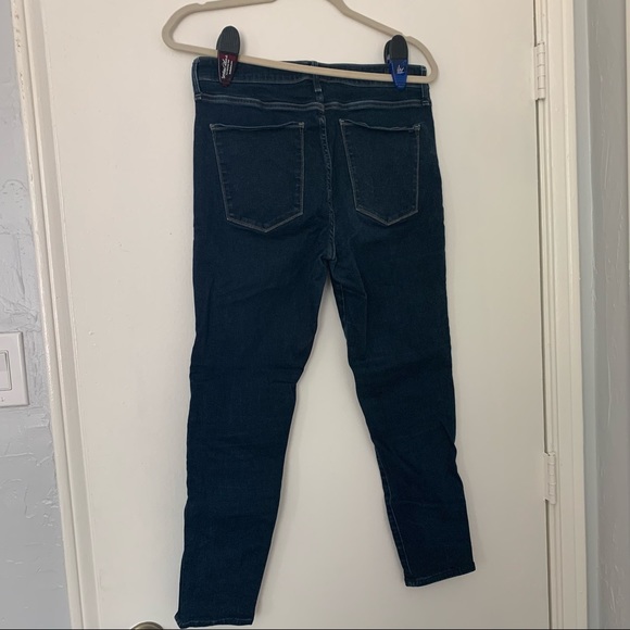 Abercrombie Skinny Leg Jean - Picture 2 of 5